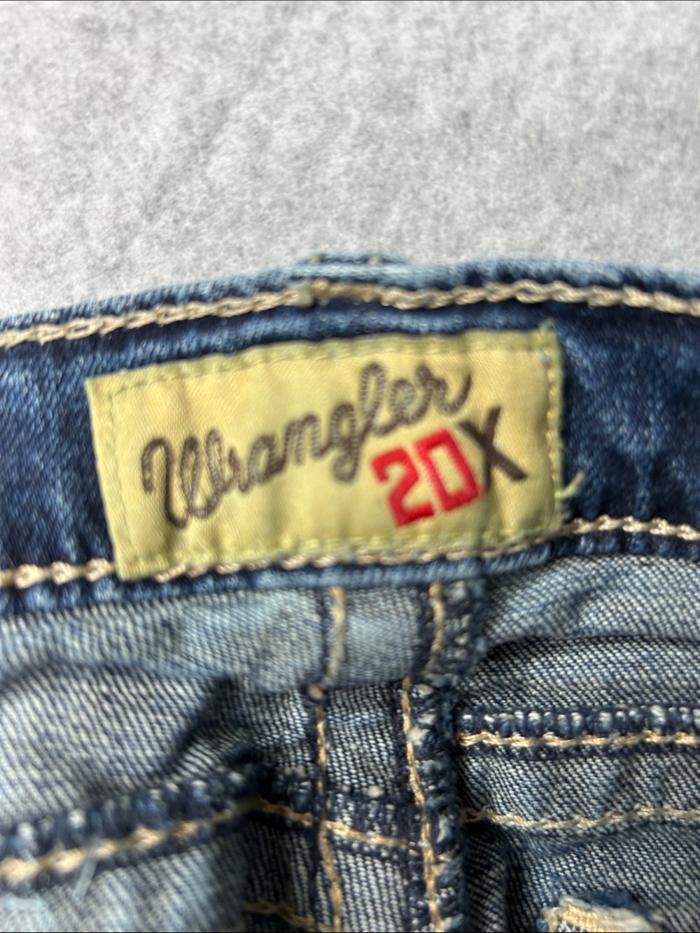 Wrangler Men’s Dark Blue Bootcut Jeans - Picture 7 of 12